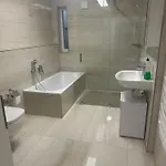 Two Centarllay Located On S8 Line Apartament Monachium