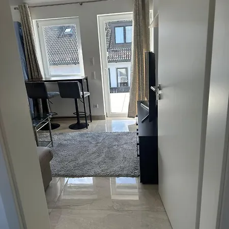 Two Near The S8 Train - Ideal For Workers - No Party *