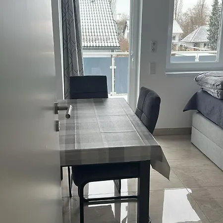 Apartment Schönes Mit Eigener Küche Und Eigenem Bad *