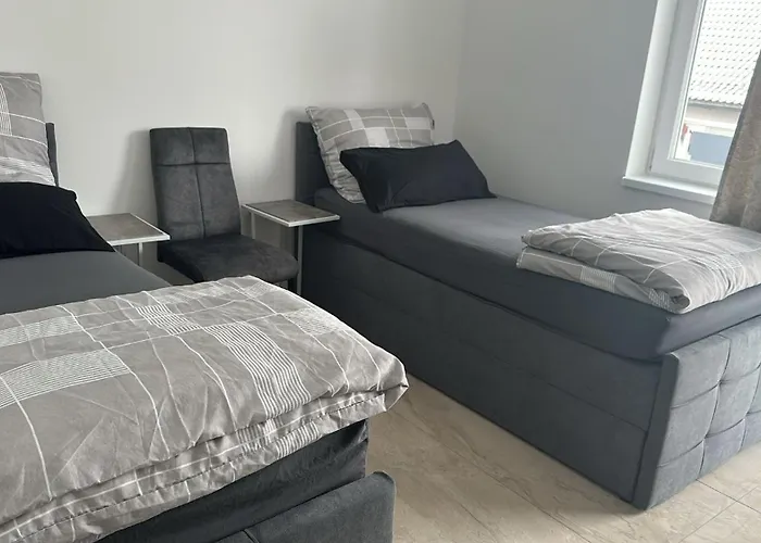 Schoenes Mit Terrace